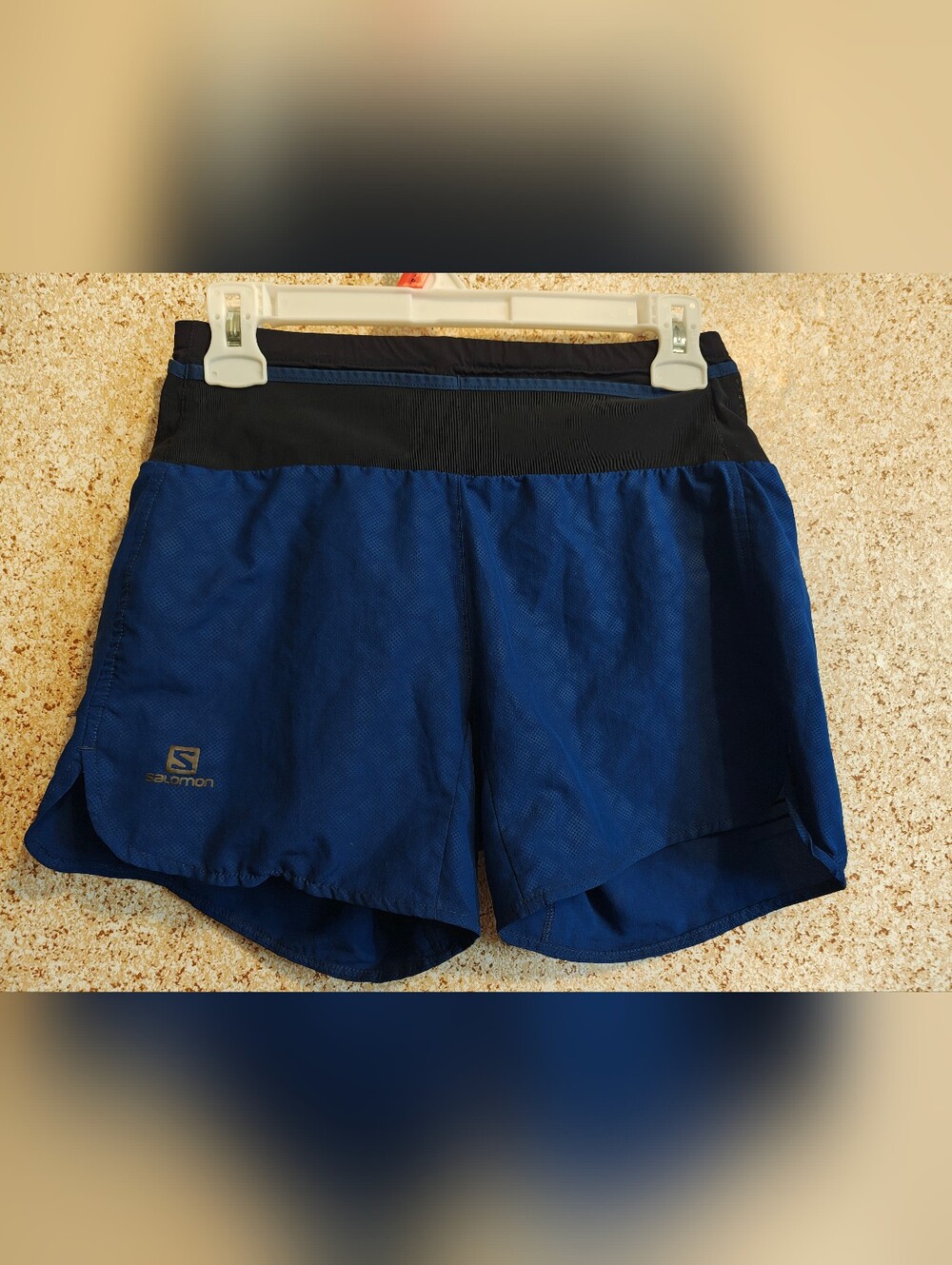 Salomon XA Trail Running Shorts With Built In Waist Pack Women Small